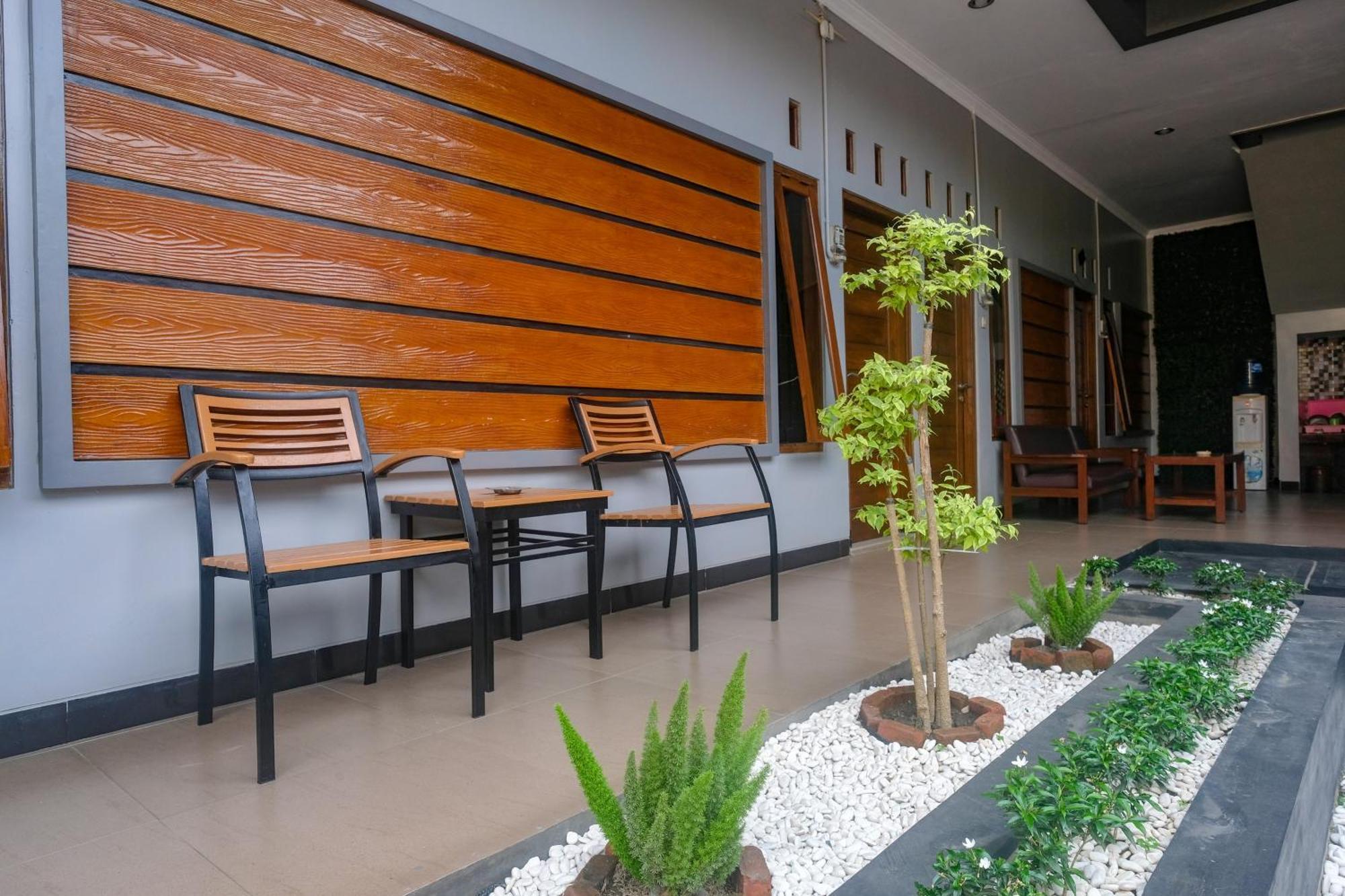 Al Abror Homestay Mandala Krida Mitra Reddoorz Yogyakarta Kültér fotó