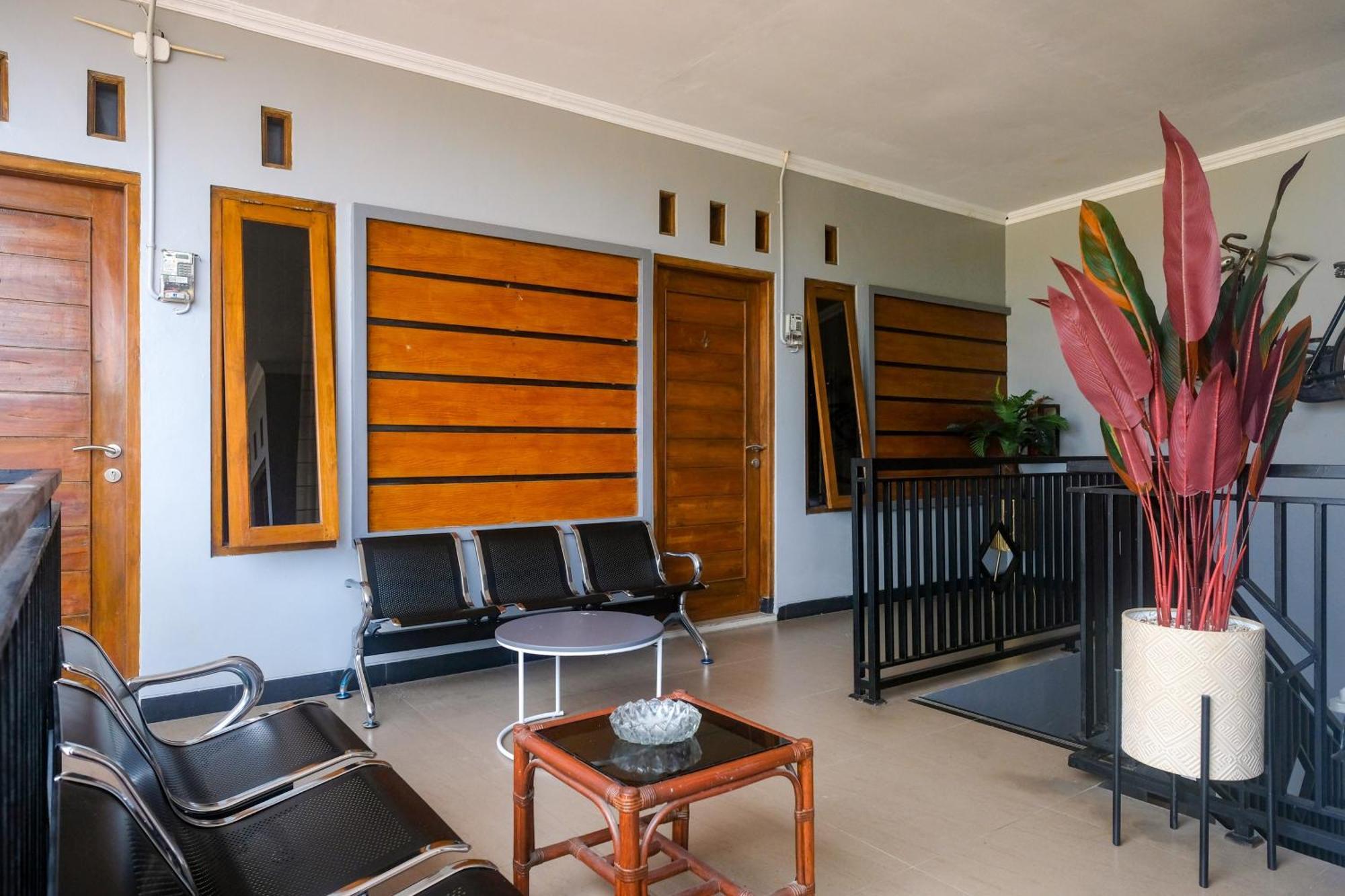 Al Abror Homestay Mandala Krida Mitra Reddoorz Yogyakarta Kültér fotó