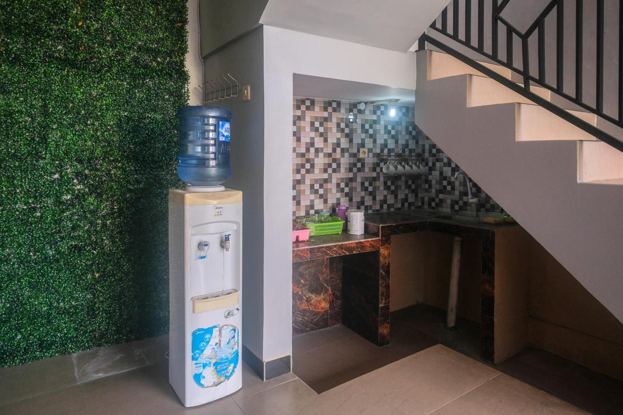Al Abror Homestay Mandala Krida Mitra Reddoorz Yogyakarta Kültér fotó