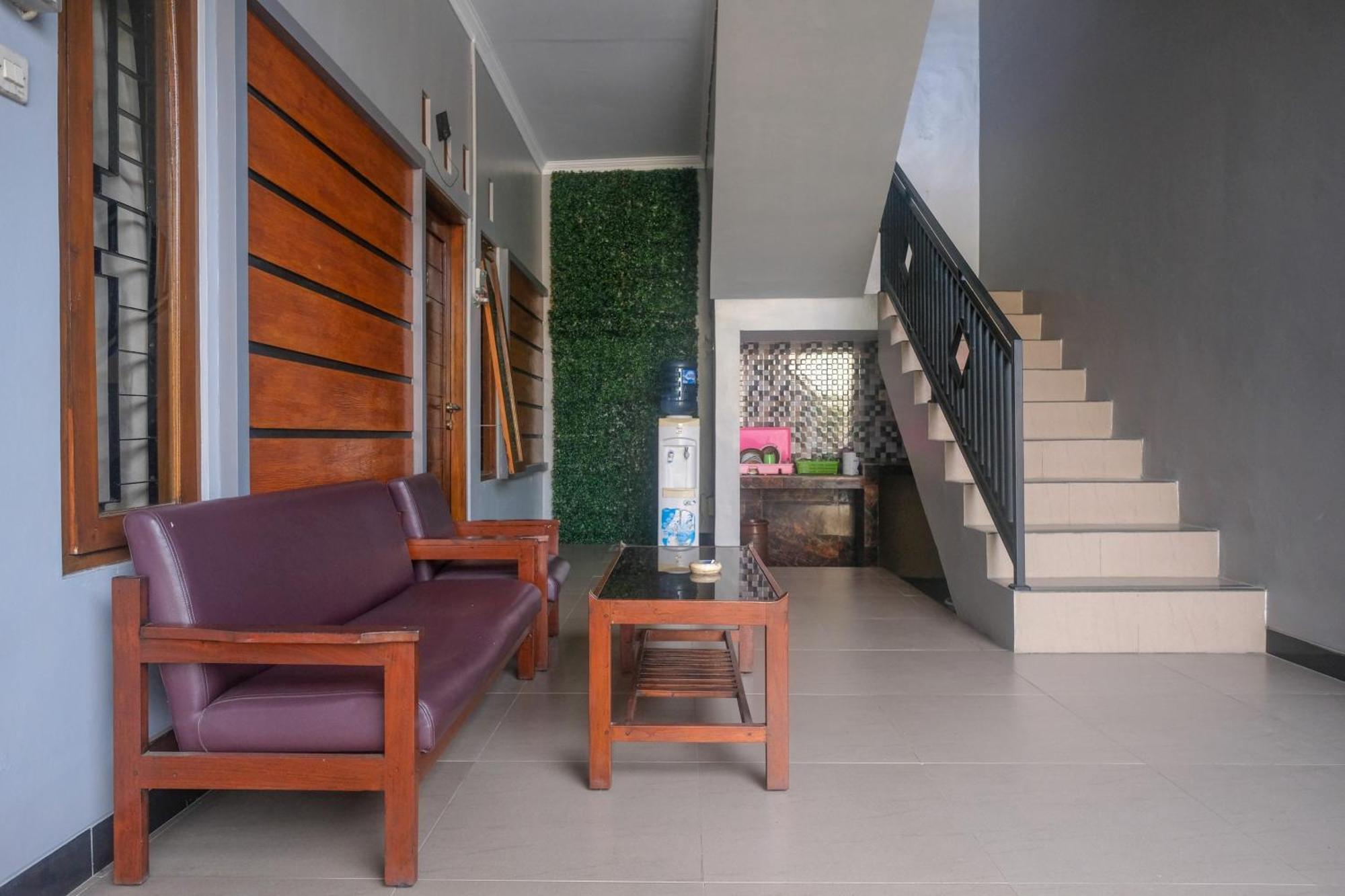 Al Abror Homestay Mandala Krida Mitra Reddoorz Yogyakarta Kültér fotó