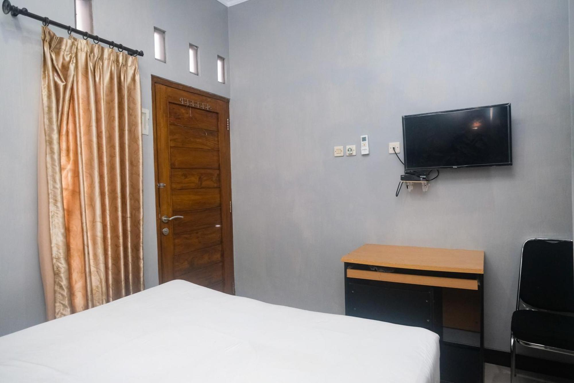 Al Abror Homestay Mandala Krida Mitra Reddoorz Yogyakarta Kültér fotó